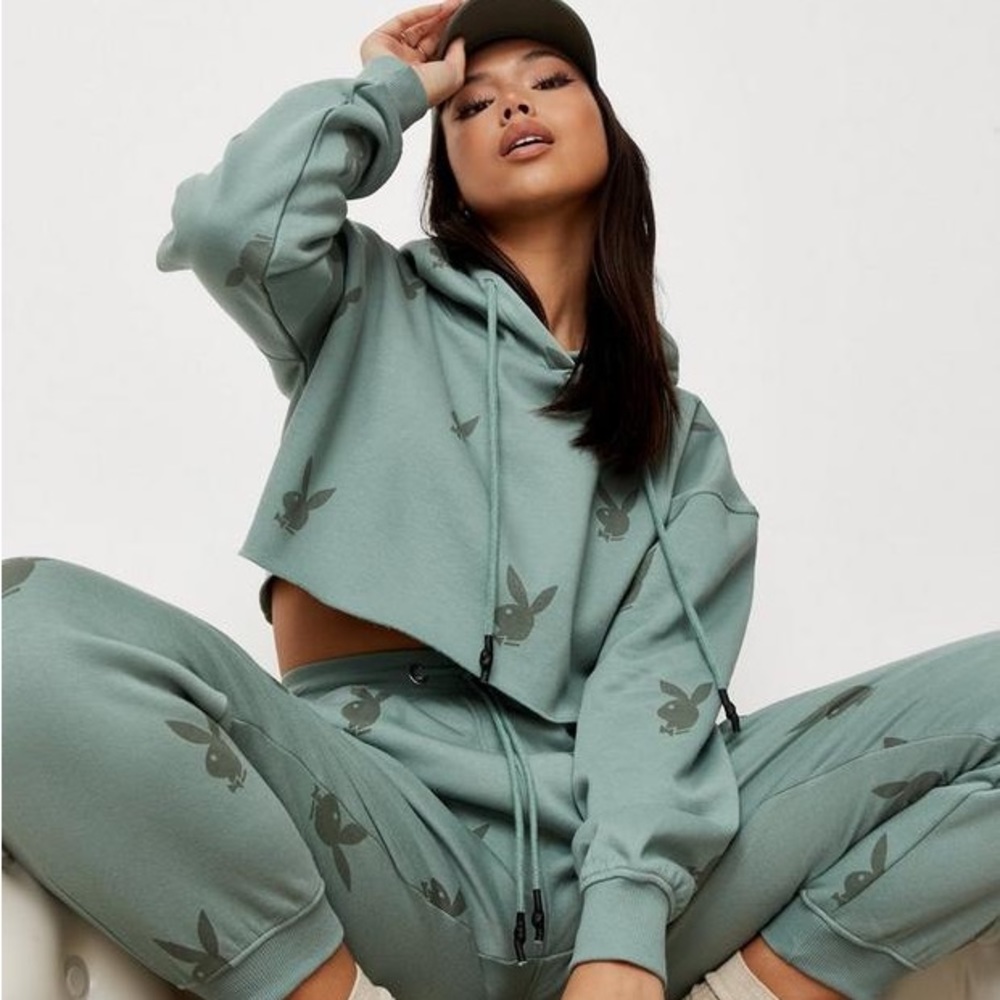 Playboy x misguided matching cropped tracksuit (MATCHING SET)